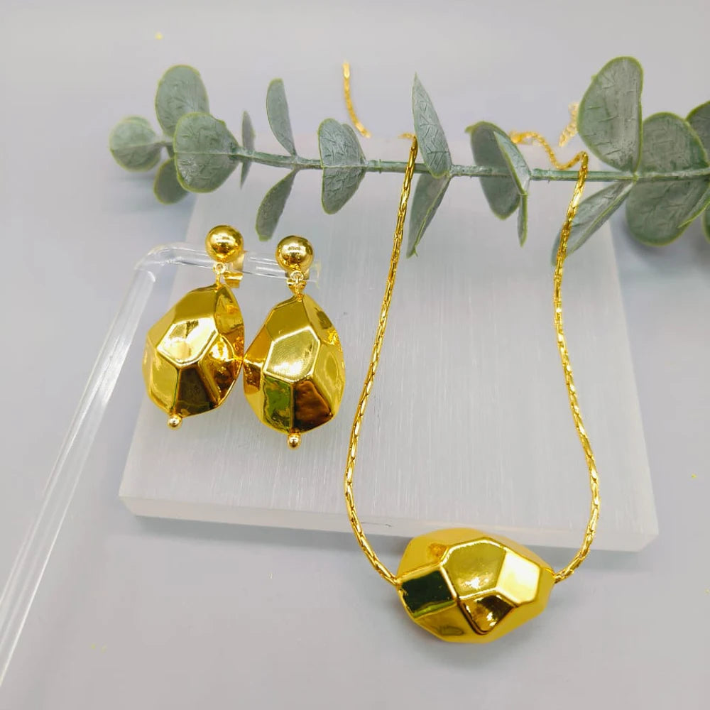 Glossy Gold Plated Metal Round Shape Dangle Earrings Necklace Jewelry Set for Women Simple Dainty Daily Wear Outfit Accessories