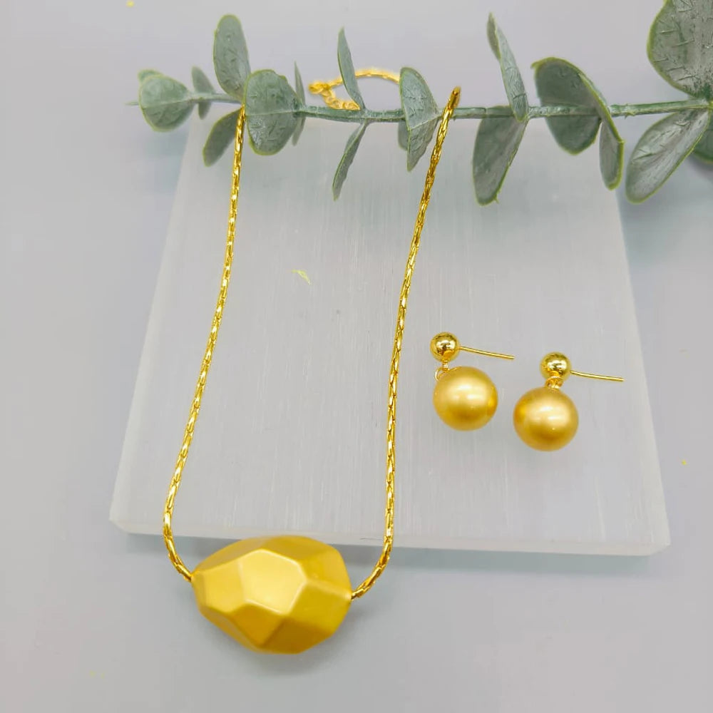Glossy Gold Plated Metal Round Shape Dangle Earrings Necklace Jewelry Set for Women Simple Dainty Daily Wear Outfit Accessories