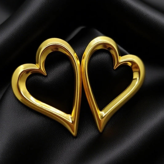 Cute Love Heart Earrings for Women Fashion Gold Color Stainless Steel Earrings Heart Design Earrings Anniversary Gift