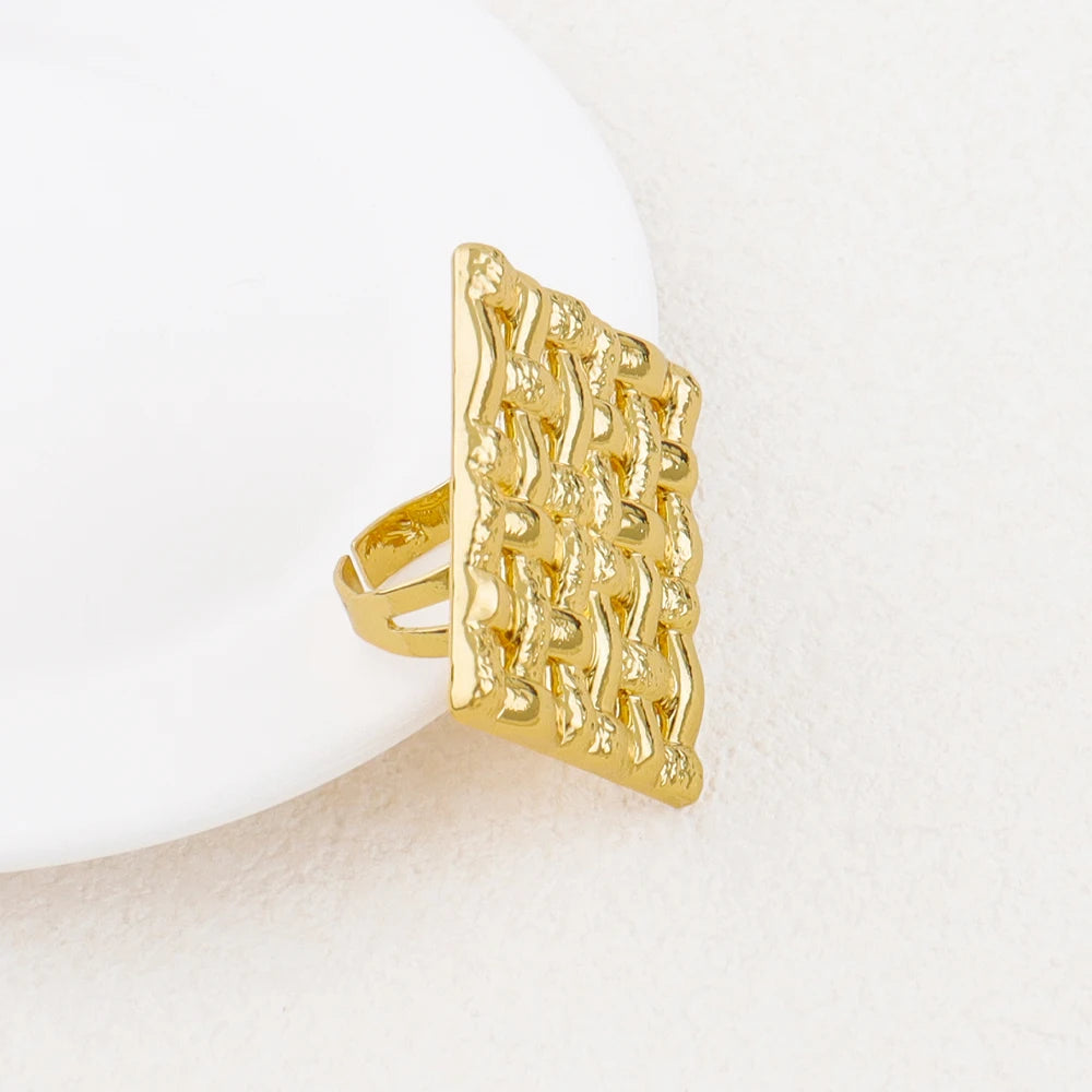 Brazilian Gold Color Clip Earrings Shell Design Ring Fashion Golden Women Hollow Jewelry Set Weddings Party Accessories Gifts