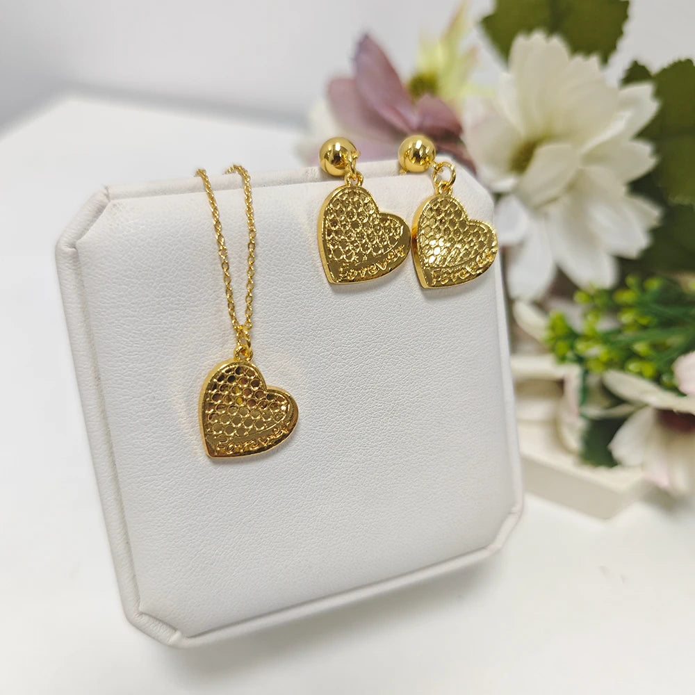 Pretty Girl Gold Color Trendy Four Jewelry Set Delicacy Earrings Clavicle Chain Set Shine Pendant Apply to Party Wedding Gift