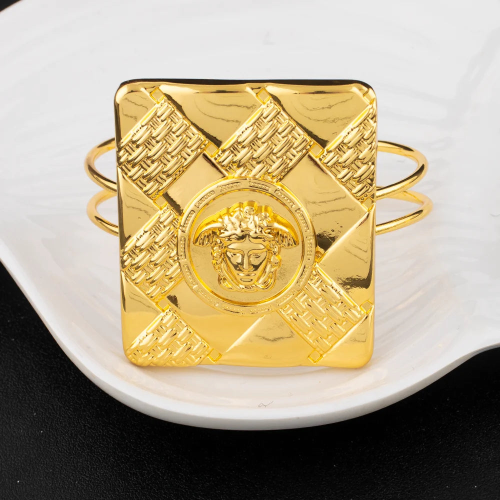 Nigerian Luxury Women Jewelery Set Dubai Gold Color Square Earrings Portrait Necklace  Bracelet Ring for Daily Wear Party Gift