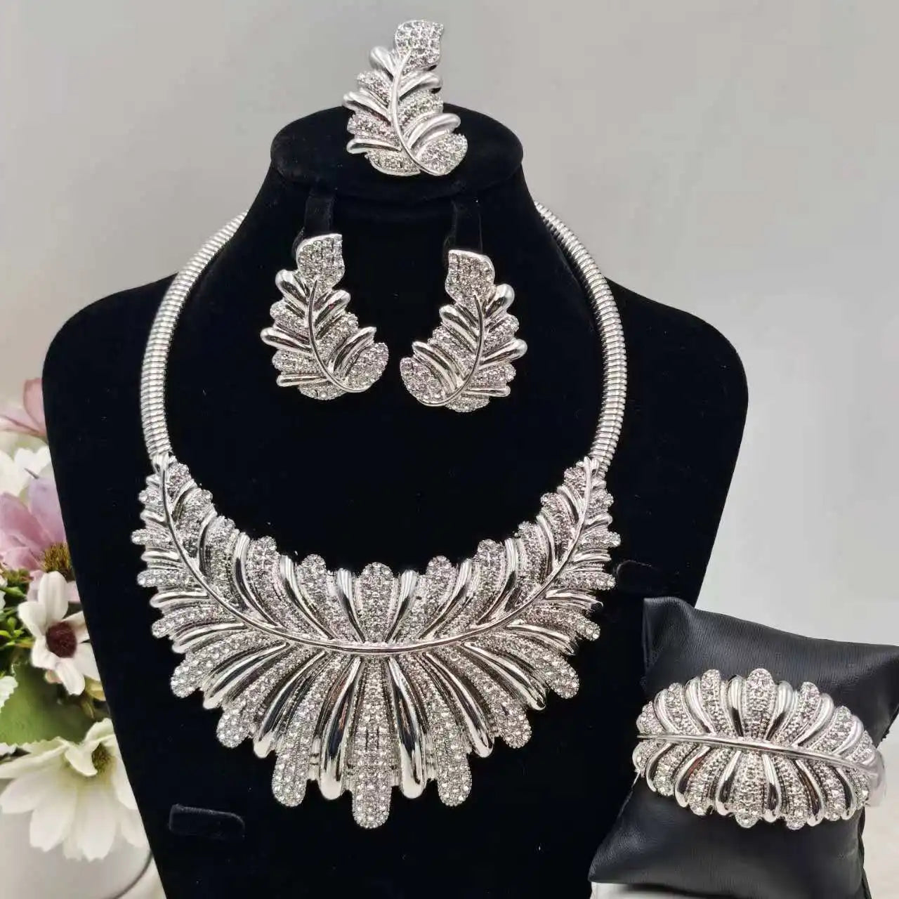 New Fashion Luxury Africa Dubai Necklace Earrings Ring Bangle For Women Zircon Jewelry Sets For Bridal Party Wedding Full