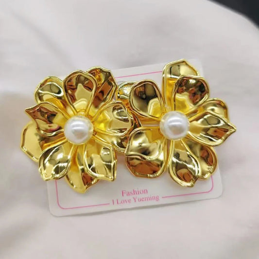 Popular Imitation Pearls Earrings Geometric Unusual Stud Earrings for Women Gold Plated Jewelry Versatile Daily Statement Bijoux