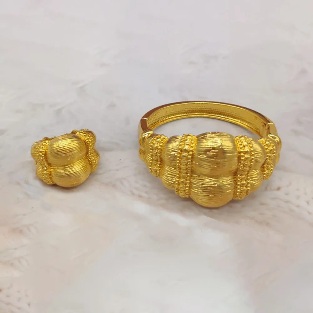 Luxury Gold Color Bangle with Ring Set for Women African Cuff Bangle and Finger Ring 2Pcs Set for Engagement Party Jewelry Gift