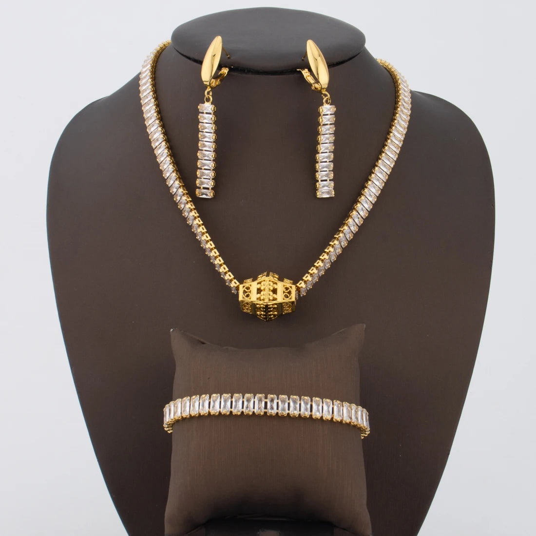Men Women Hip hop Golden crystal Necklace Earrings Bracelet High quality Full Rhinestone Pendant Fashion Trend Girl Jewelry Gift