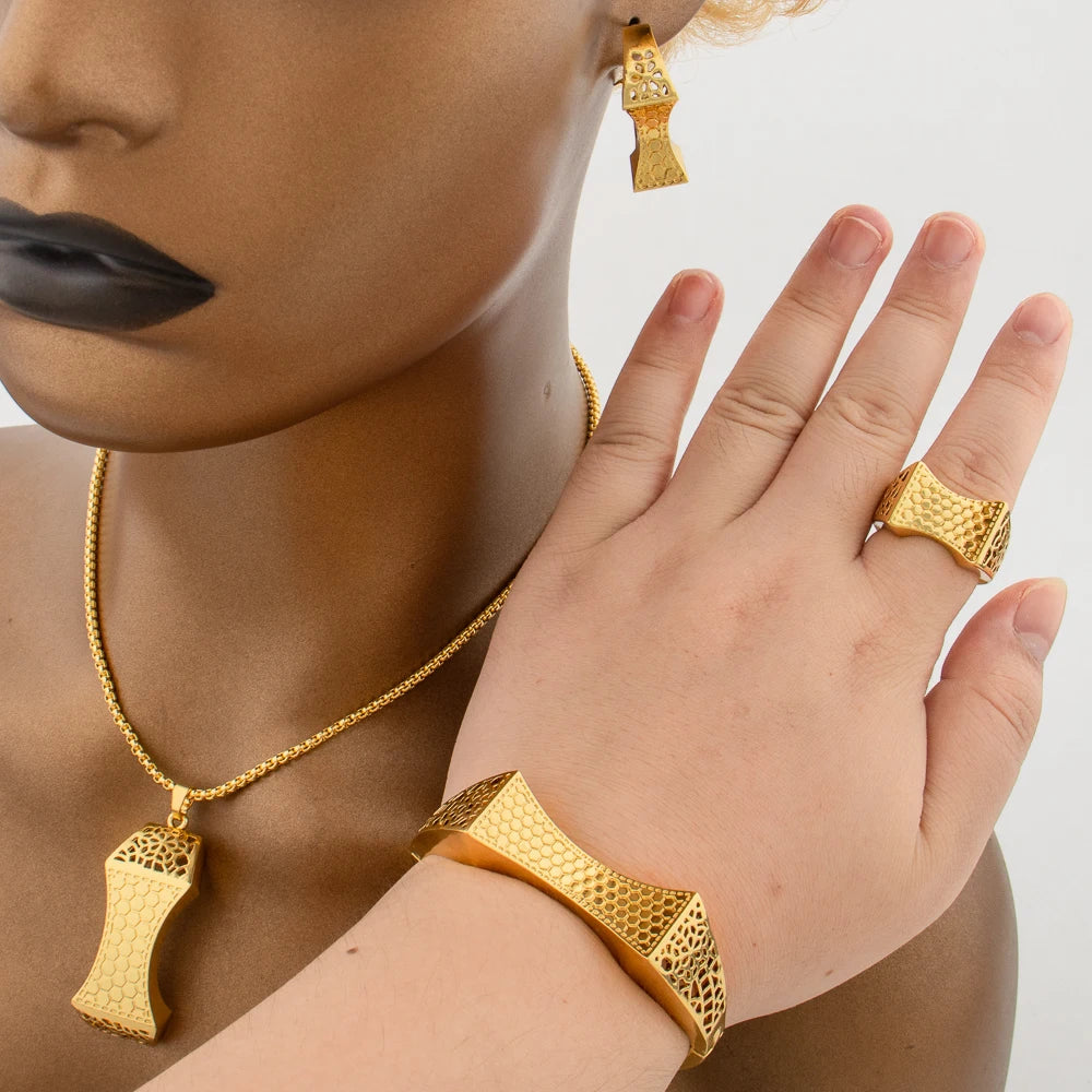 Yueming Fashion Wedding Jewelry Magnificent Set