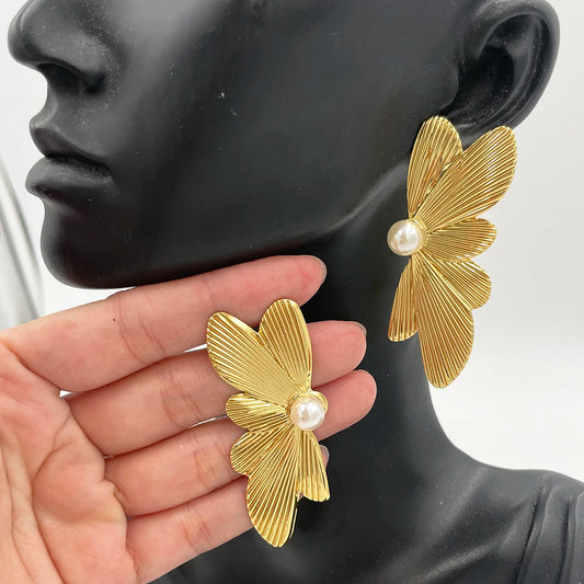 Butterfly Wings Stud Earrings For Women Luxury White Imitation Pearl Jewellery Anti-allergy Party Waterproof Aesthetic Jewelry