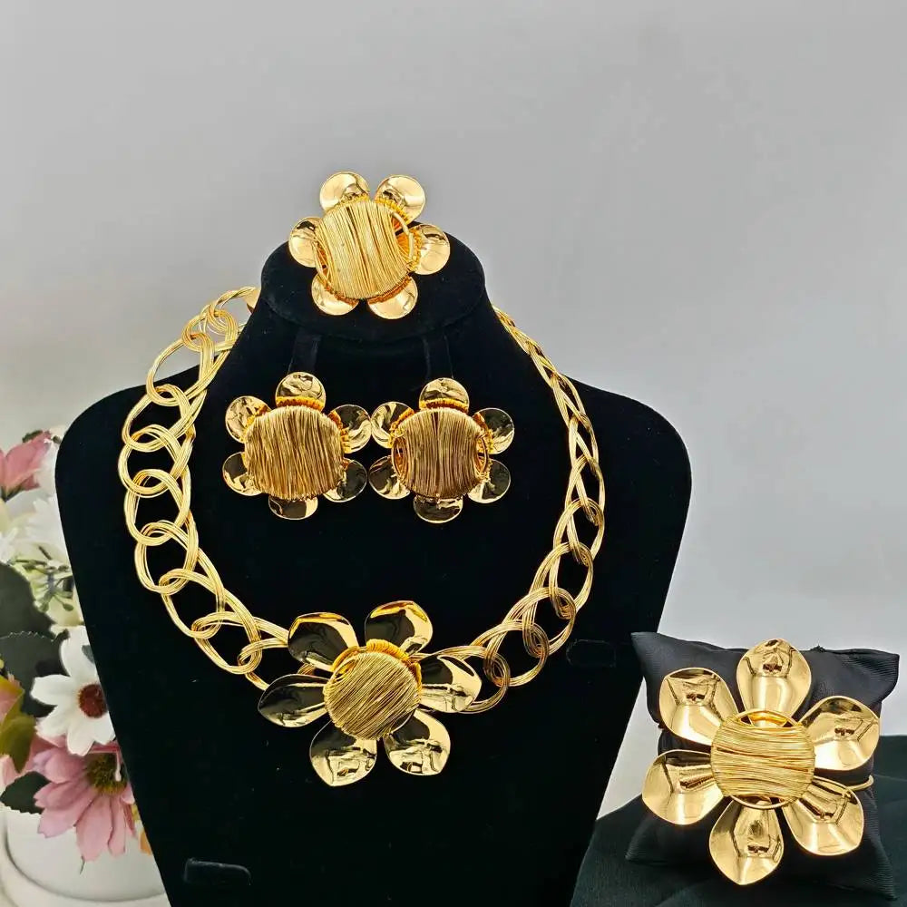 4pcs Gold-plated Necklace Earrings Ring Bracelet Set Women Luxury Fashion Style Flower Shape Jewelry Set for Party Wedding