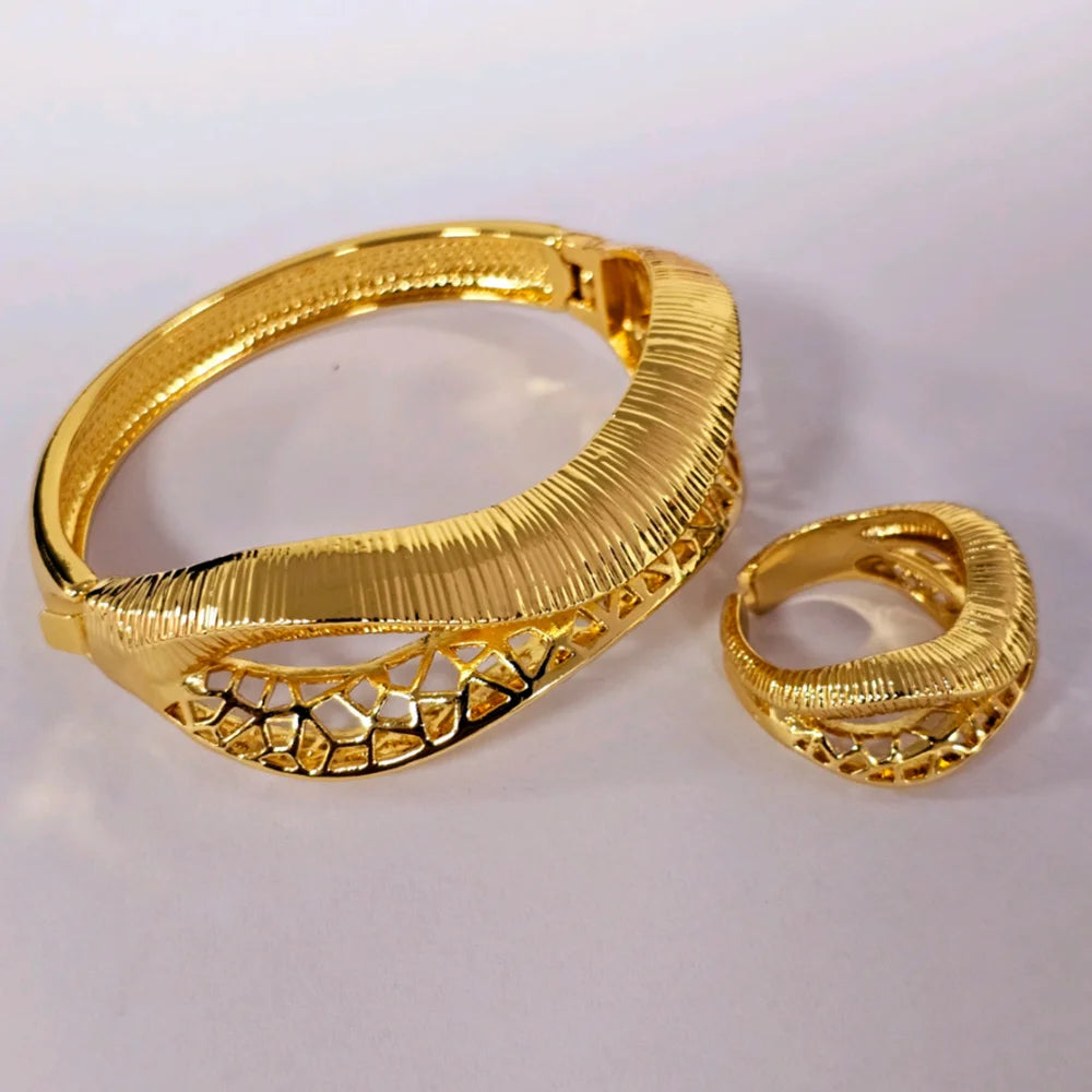 Trend Gold Color Bangle with Ring Set for Engagement Hollow Out Design Hand Bangle with Ring 2Pcs Set Brazilian Jewelry Set Gift