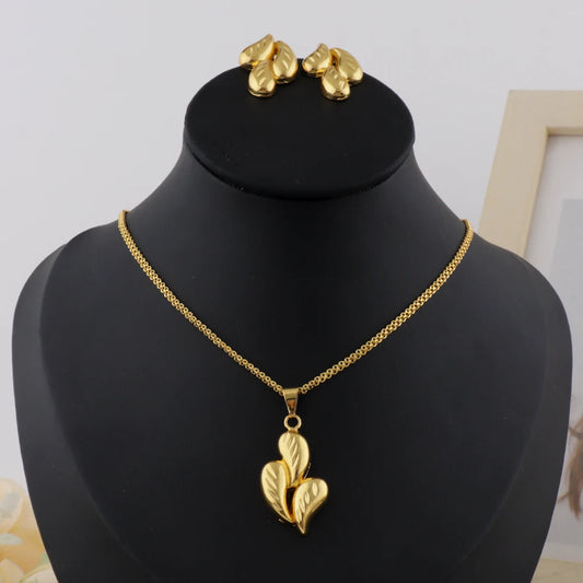 Stainless Steel Woman'Jewelry Set Heart Pendant Necklace Earrings Fashion Korean Golden Love Sets for Wedding Party Gift
