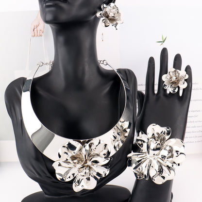 5pcs Luxury Adjustable Set/Extravagant themed Jewelry/ Thick/Creative Exaggerated Metal/Smooth/Thick/Punk Hip-Hop, Suitable for Valentine'S Day/Gift/Giving Her Gift