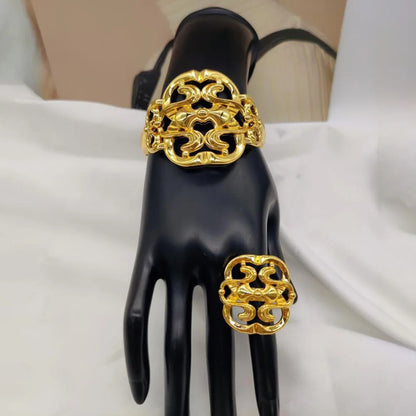 Luxury Women Bangle with Ring Set for Party 18k Gold Color Crystal Design Big Bracelet and Finger Ring 2Pcs Set for Engagement