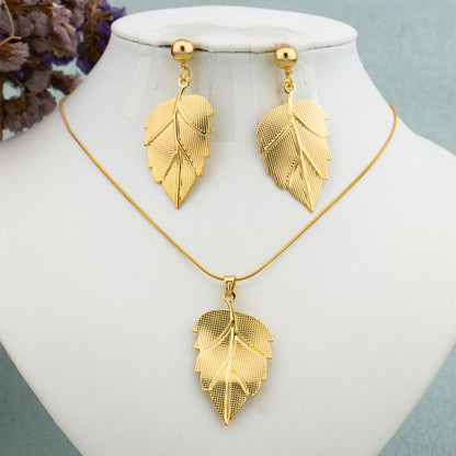 Gold Color Jewelry Set New Design Luxury Necklace Earrings for Women Fashion Chain Pendant Lady 2Pcs Jewelry Party Wedding Gift