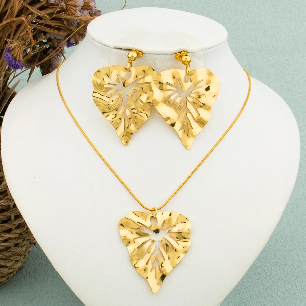 Gold Color Jewelry Set New Design Luxury Necklace Earrings for Women Fashion Chain Pendant Lady 2Pcs Jewelry Party Wedding Gift