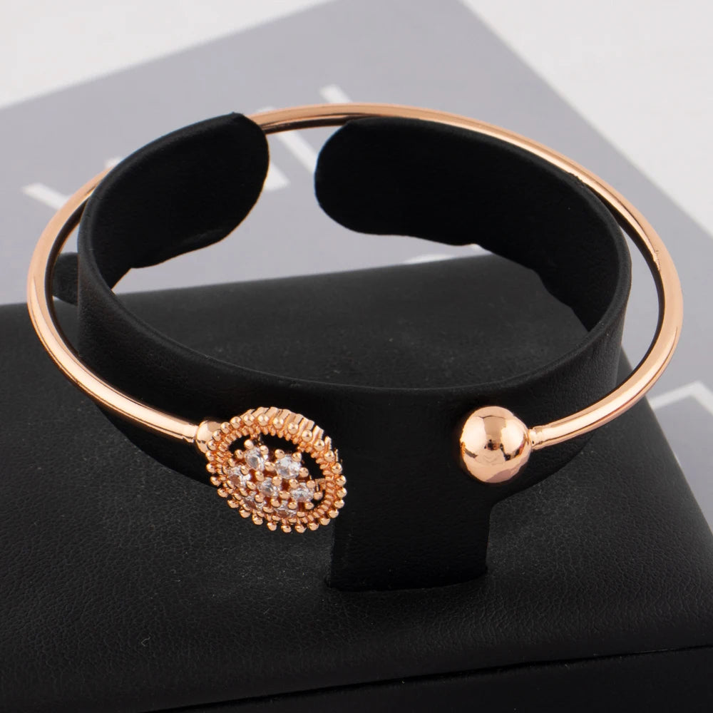Italian Zircon Flower Bracelet, Adjustable Bangle for Women, Romantic Wedding Party Gift, Chic Accessories for Jew