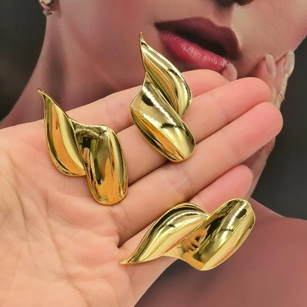 African Gold Color Jewelry Set for Party Hollow Out Design Hook Earrings and Finger Ring 2Pcs Set for Nigerian Jewelry Accessory