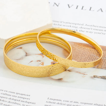 3pcs/lot Bangle Set Elegant Weddings Hand Bracelet African 18k Gold Color Bangles for Women Dubai Copper Closed Bracelet Gifts