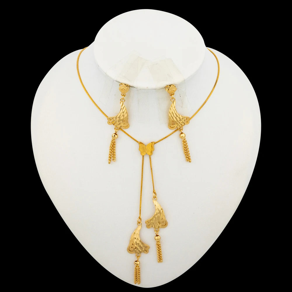 Cute Earrings Necklace Jewelry Set for Women Hook Earrings and Pendant Necklace Butterfly Sweet Jewelry Set Party Bridal Gifts