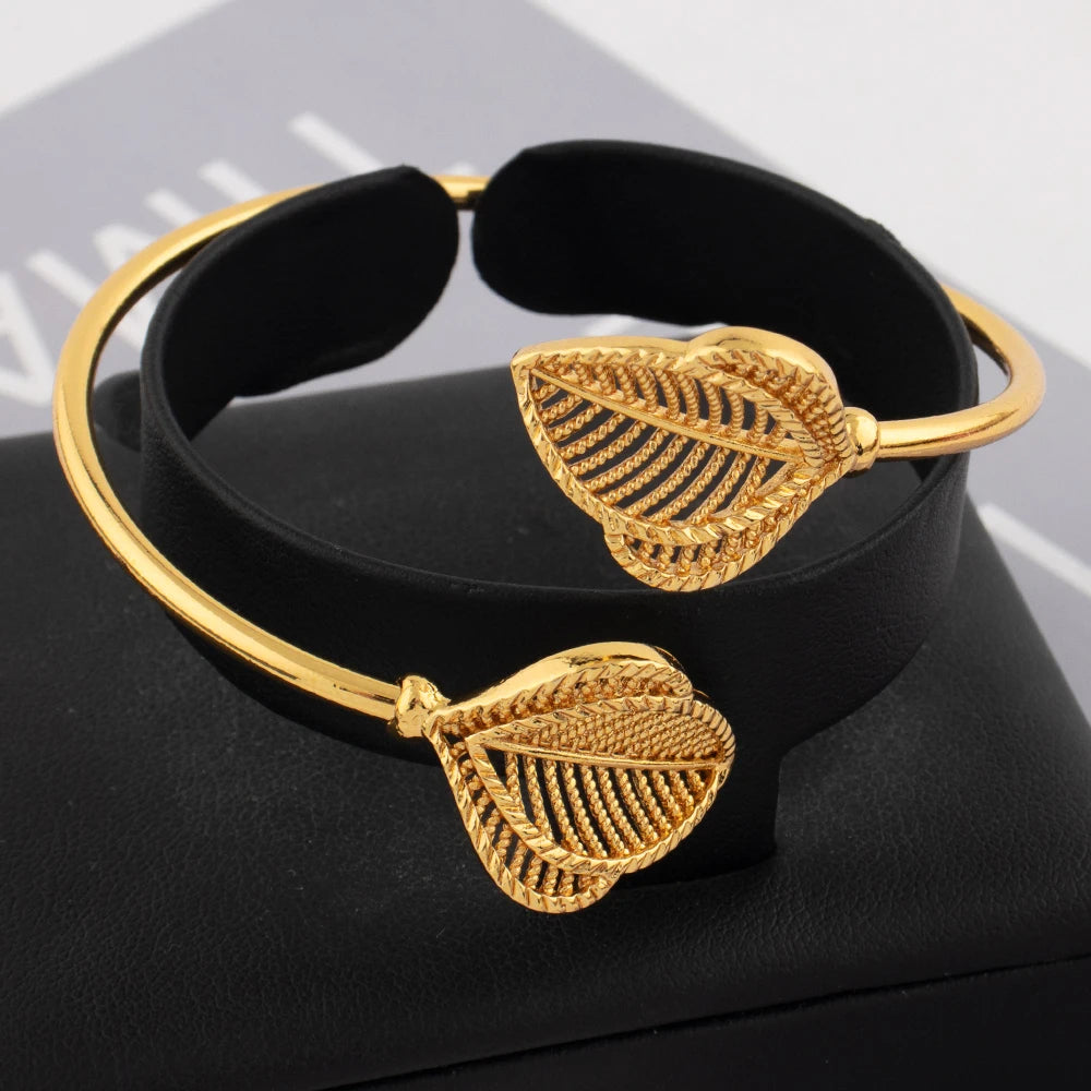 New Cuff Bracelet For Women Party Dubai Leaf Shape Bangles  Color Bangles Jewelry Accessories For Party Anniversary Gift