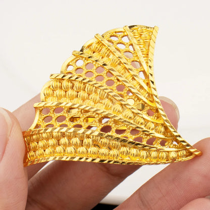 CNigerian Jewelery Set 24K Golden Plated Jewelry African Women's Banquet Wedding Necklace Set Ethiopian Jewelry Wholesale
