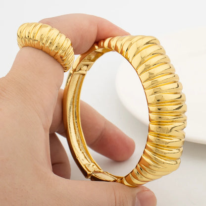 Dubai Gold Plated Bangles Rings Set for Women Thick Stripes Charm Bracelet Open Ring Nigerian Wedding Jewelry Anniversary Gifts