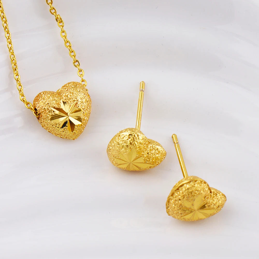 Vintage Love Heart Pendant Necklace Gold Plated Stainless Steel Jewelry for Women Trend Aesthetic Jewelry Birthday Gifts