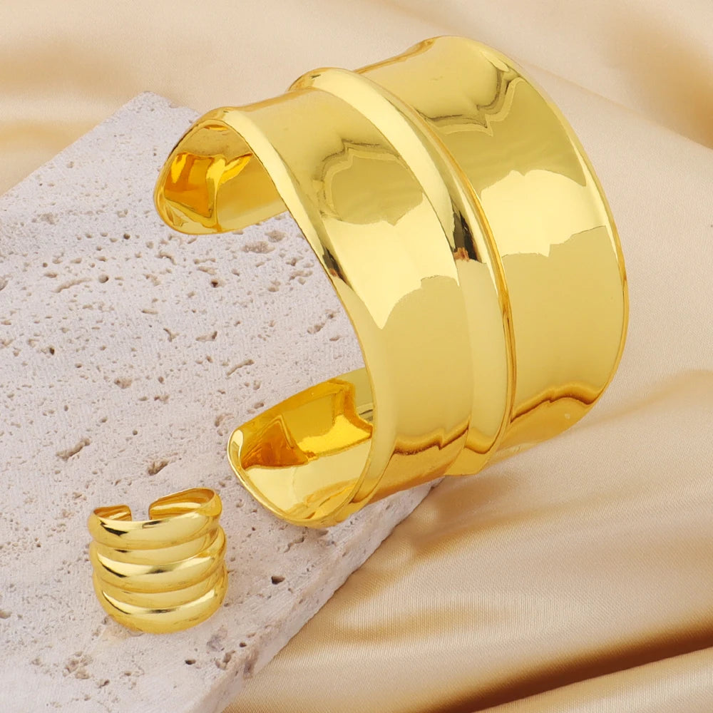 Dubai New Luxury Plated Gold Jewelry Set Stainless Steel Adjus Cuff Arm Bangle Charm Ring for Women Unique Wedding Jewelry Gift