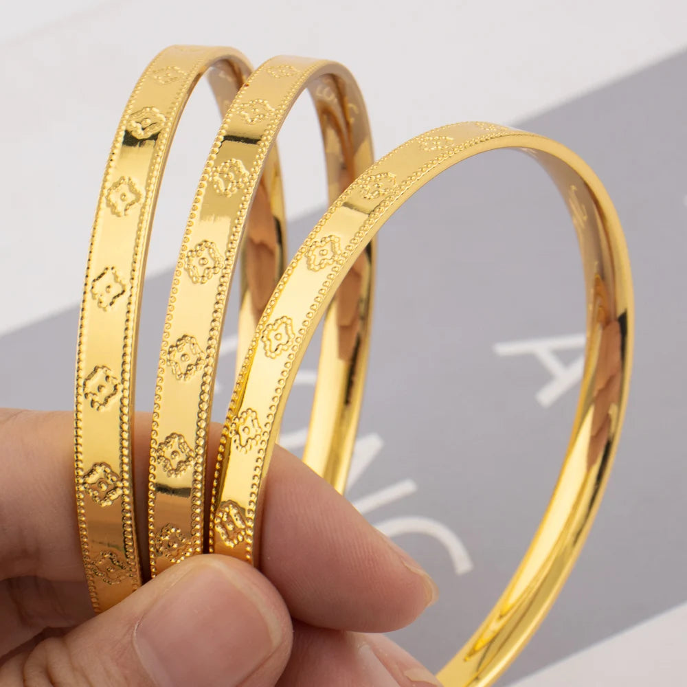 60mm Gold Color Hoop Bangles Bracelets Copper Thick Engraved Design Bangle for Women Fashion Jewelry Luxury Party Accessories