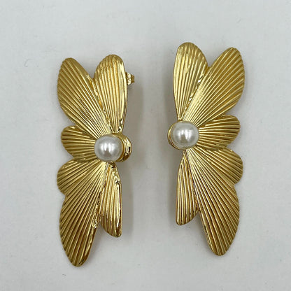 Butterfly Wings Stud Earrings For Women Luxury White Imitation Pearl Jewellery Anti-allergy Party Waterproof Aesthetic Jewelry