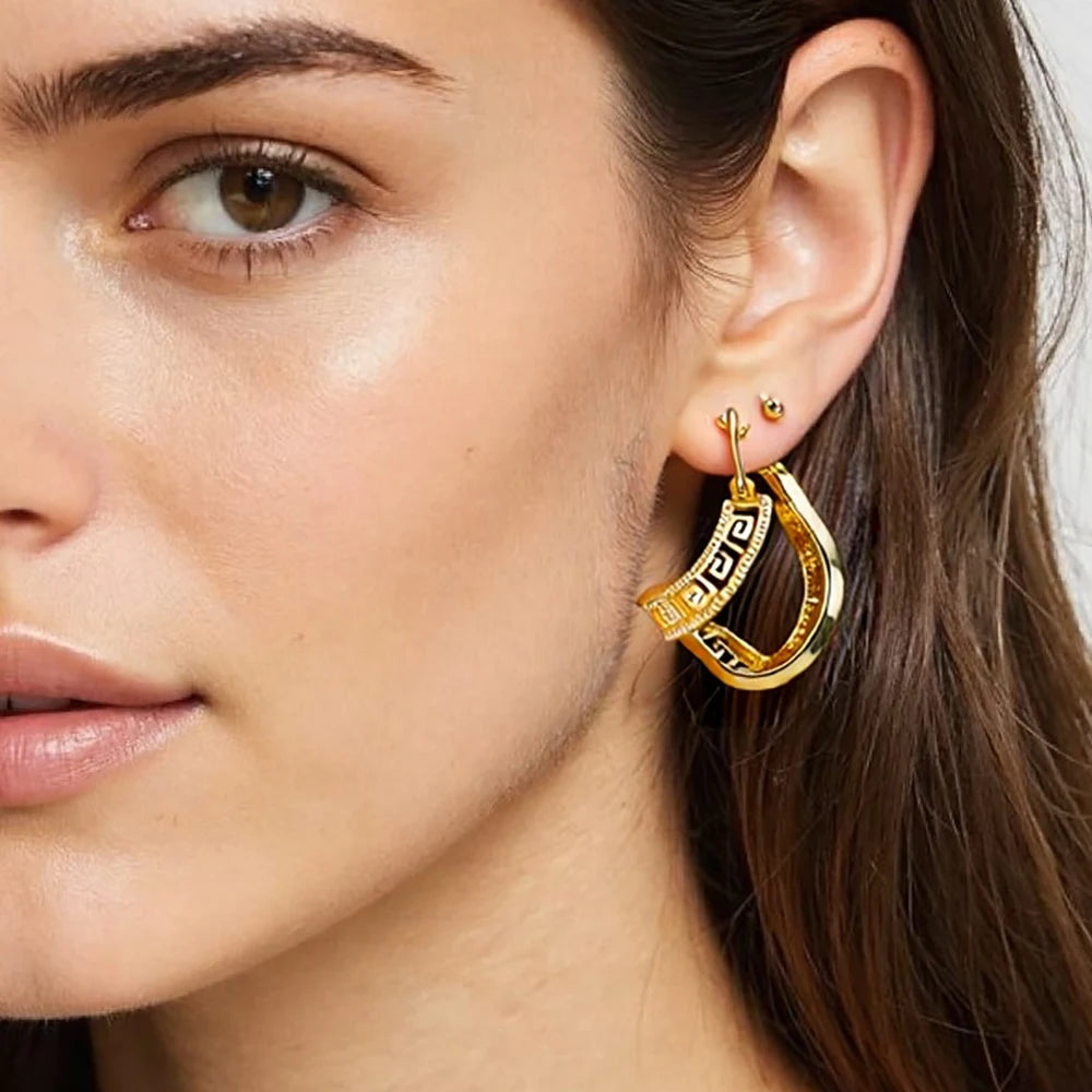 Fancy Hollow Out Pattern Hoop Earrings 18K Gold Plated Jewelry Vintage Simple Style Suitable Modern Fashion Girls Ear Jewelry