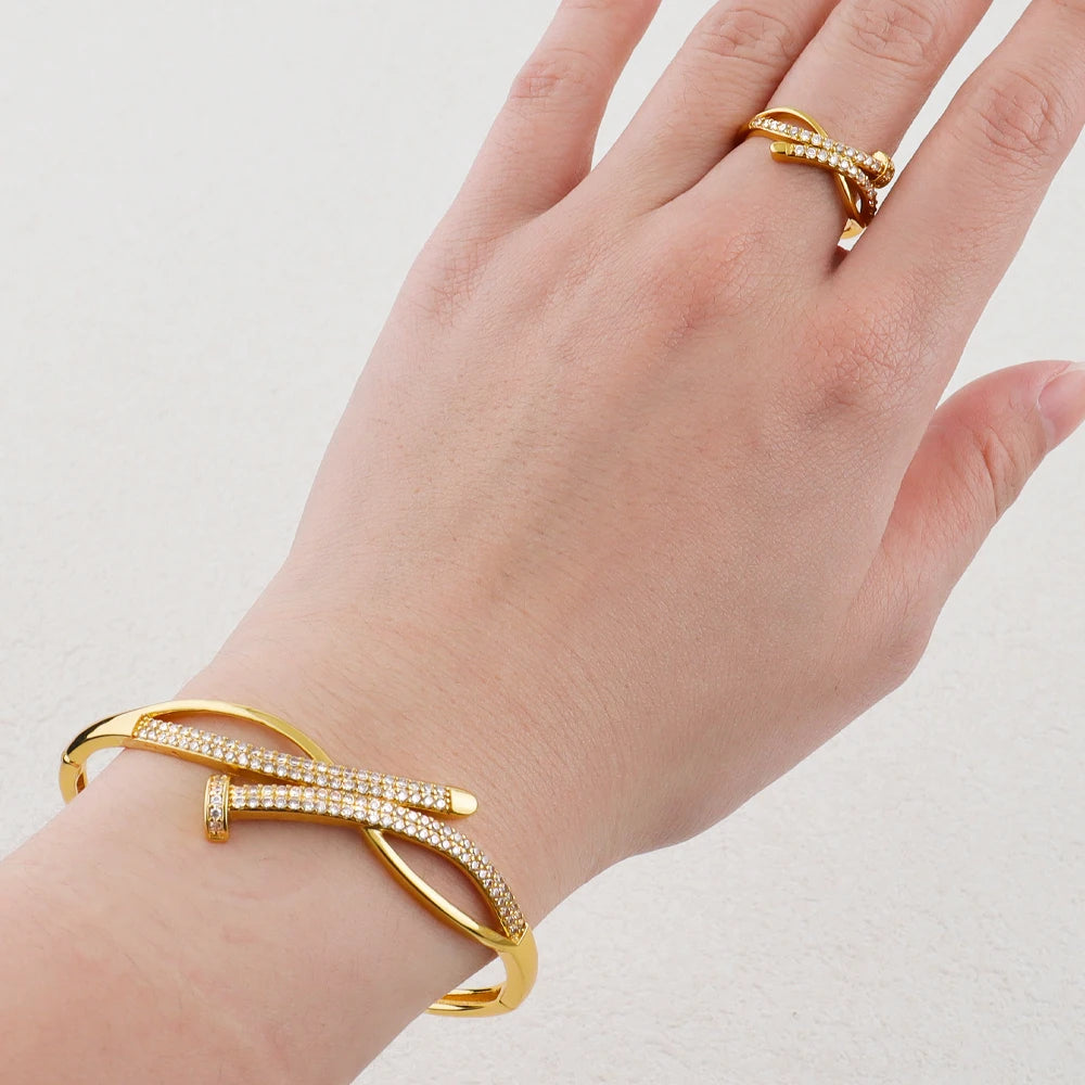 18K Shiny Gold Color Bracelet Ring Set Dubai Jewelry Designer Jewelry Ladies Fashion Bracelet Wholesale Jewelry Set