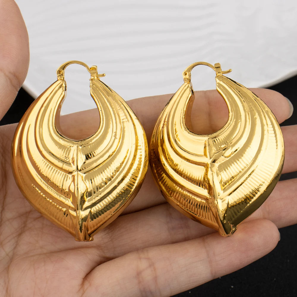 gold colored Woman stainless steel earrings for Women New Design Trendy Retro Geometric Hoop Earrings Fashion Jewelry Gift