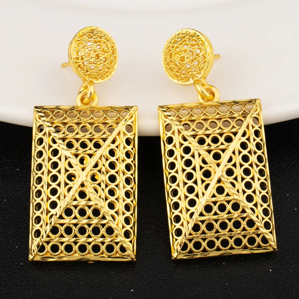 Boho Gold Plated Flower Jewelry Set Necklace Earrings Women Dubai Bridal Party Accessories