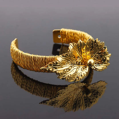 Gold Plated 4PCS Women Jewelry Set Luxury Leaf Shape Earrings Thick Collar Necklace Beautiful Bangle Ring For Wedding Party Gift