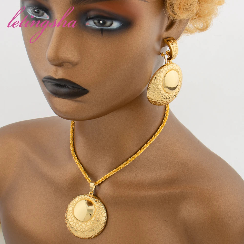 Luxury Weddings Jewelry Set African Clip Earrings Dubai Classic Necklace Gold Color for Women Set Cuff Bangle Ring Party Gift