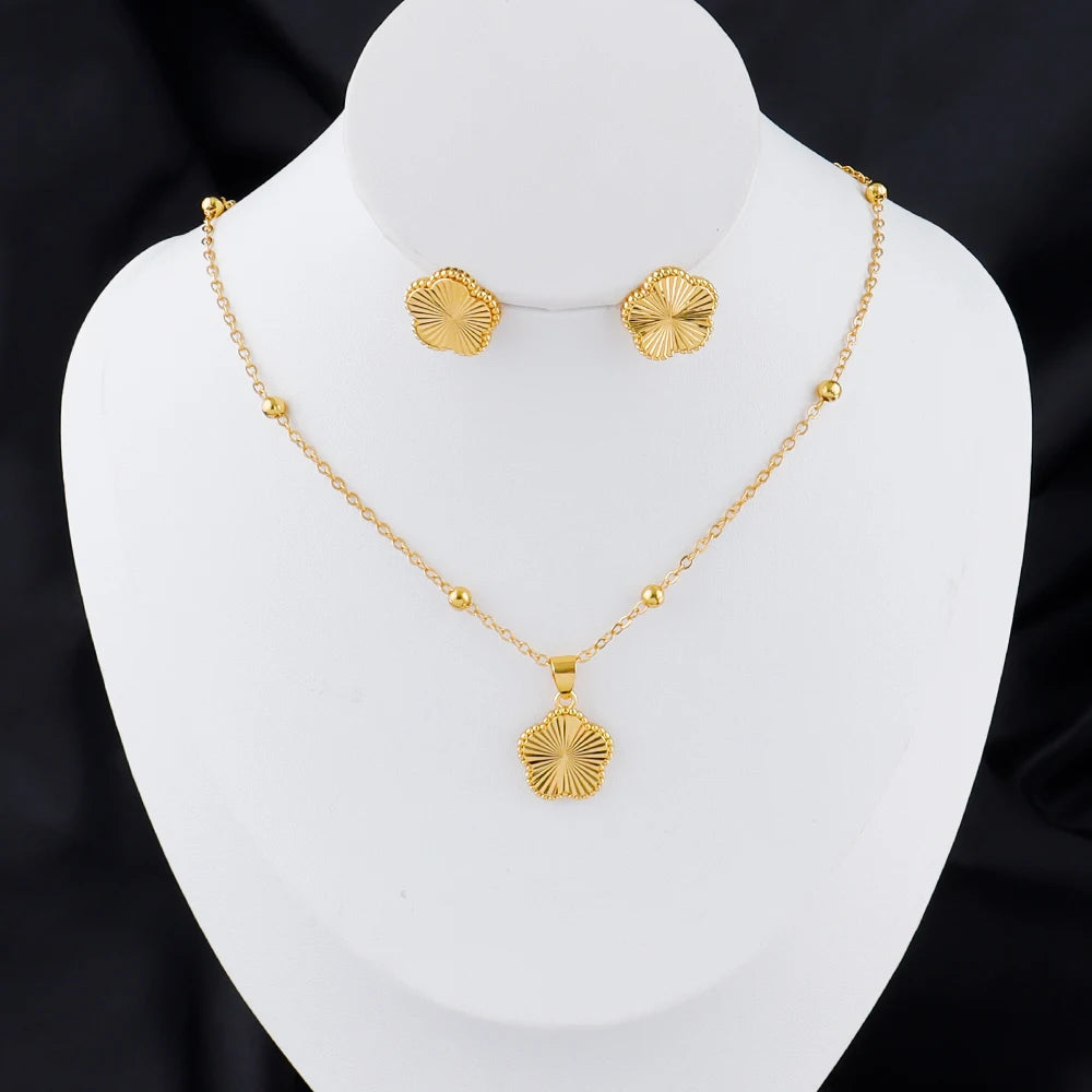 Romantic 2Pieces Jewelry Set Pendant Necklace Earrings Perfect for Women Brides Weddings Gifts and Girls' Birthdays