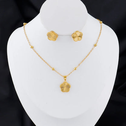 Romantic 2Pieces Jewelry Set Pendant Necklace Earrings Perfect for Women Brides Weddings Gifts and Girls' Birthdays