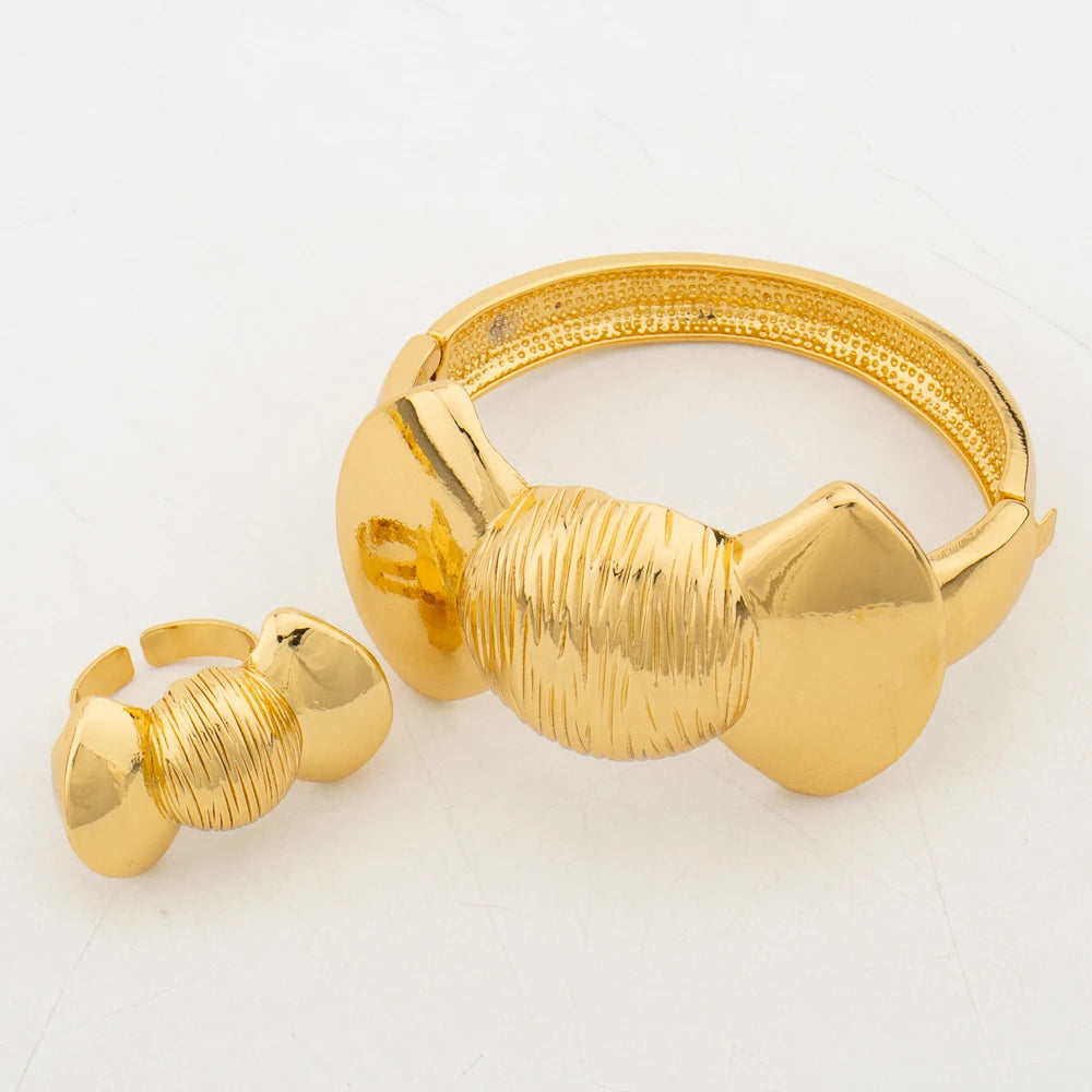 Fashion Women Gold Color Jewelry Set for Engagement Dangle Earrings and Pendant Necklace African Bangle Ring Set Jewelry Gifts