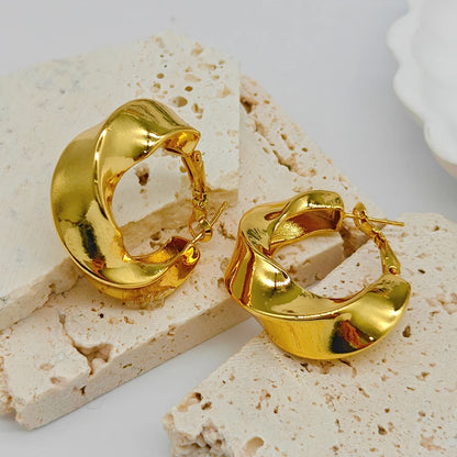 4Sets Fancy Hollow Out Pattern Earrings for Women Metal Style U Shape Circle Earrings Modern Fashion Girls Ear Jewelry Accessory