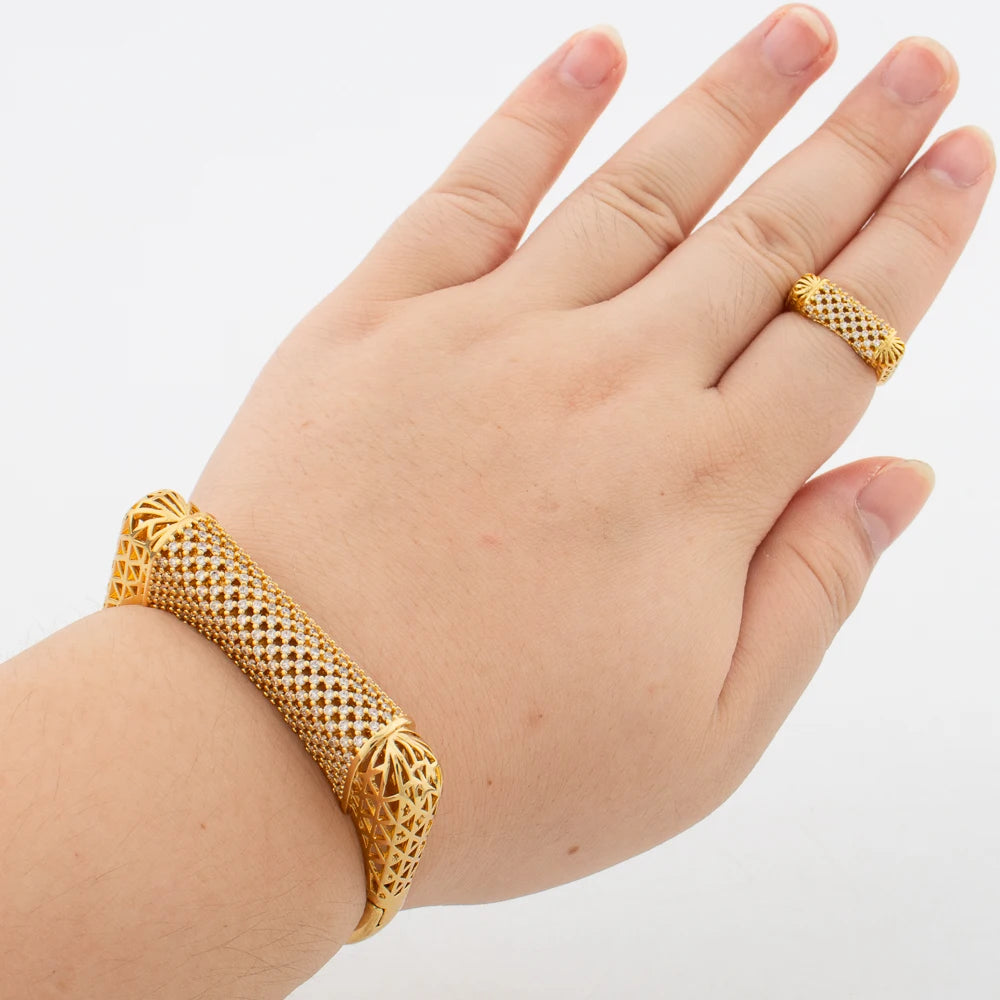 Fashion Charm Zircon Bracelets Ring Ladies Copper Luxury Gold Plated Jewelry Adjustable Ring for Women Wedding Birthday Gifts