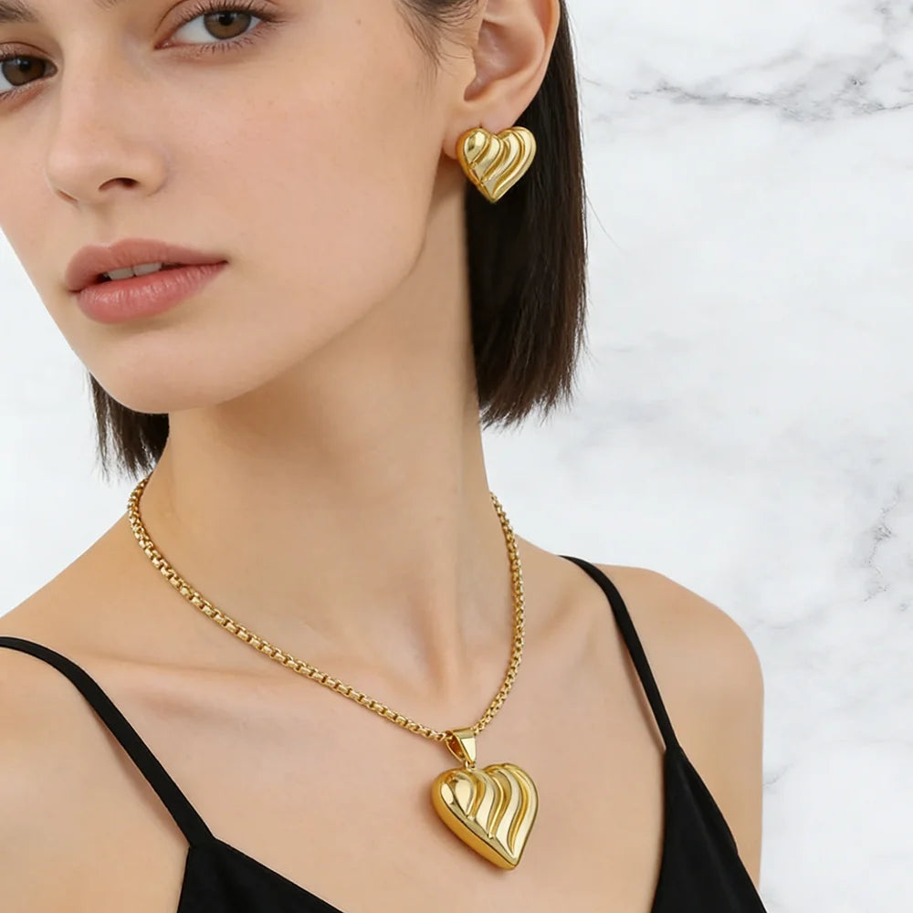 heart-shaped jewelry set woman gold stainless steel earrings necklace Two Piece Jewelry Set accessories for girls gift