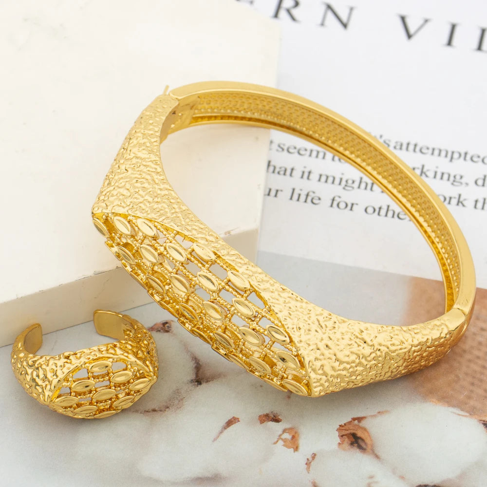 Crystal Design Bangle with Ring for Wedding Bride Gold Color Hand Bracelet Finger Ring Luxury Ladies Jewellery Woman Jewelry Set