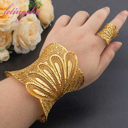 African Big Cuff Bangle with Ring Sets Gold Color Jewelry Set for Women Fashion New Design Large Bracelets Dubai Jewellery Set