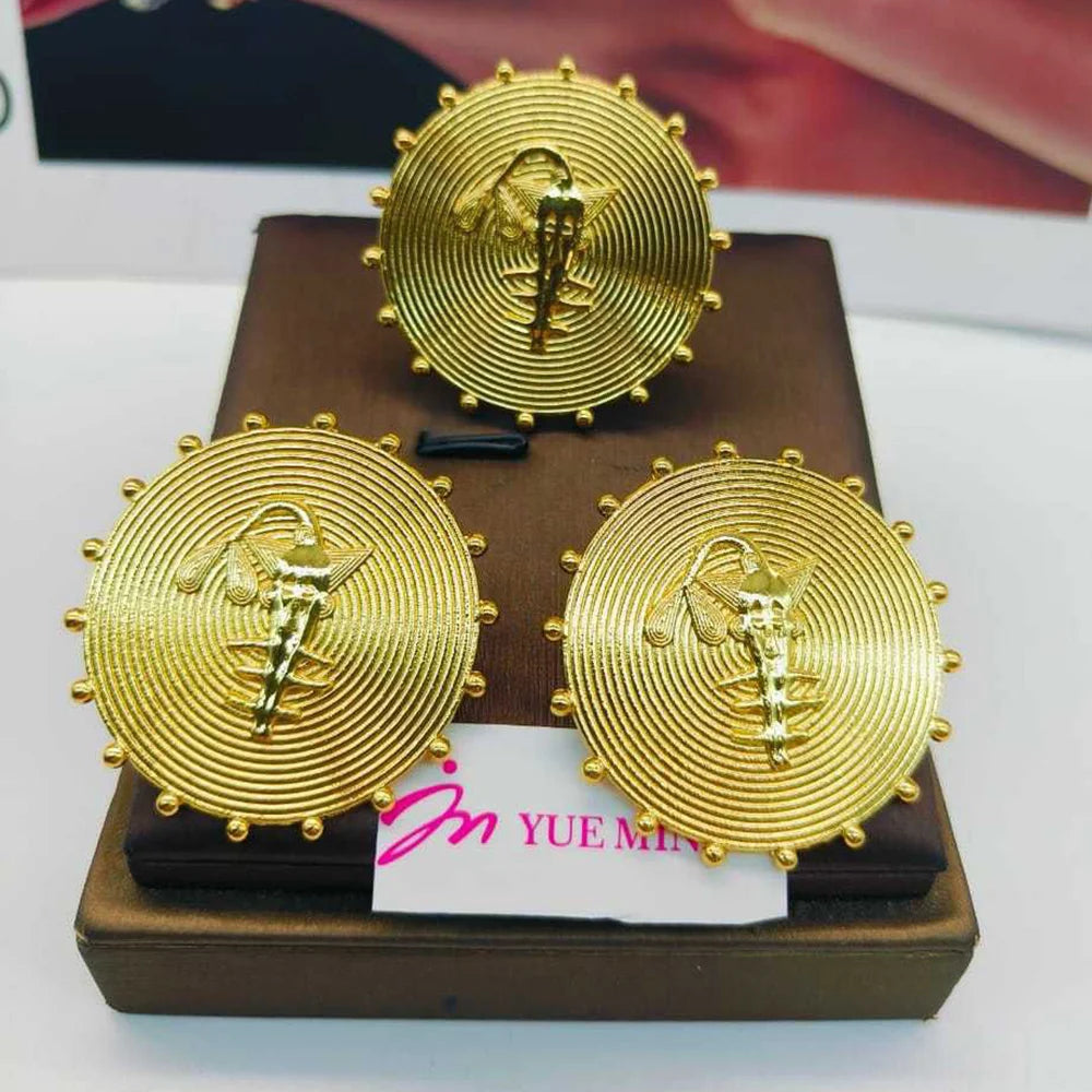 Trend Women Earrings with Ring Jewelry Set for African Hollow Out Design Clip Earrings Finger Ring 2Pcs Set for Nigerian Gifts