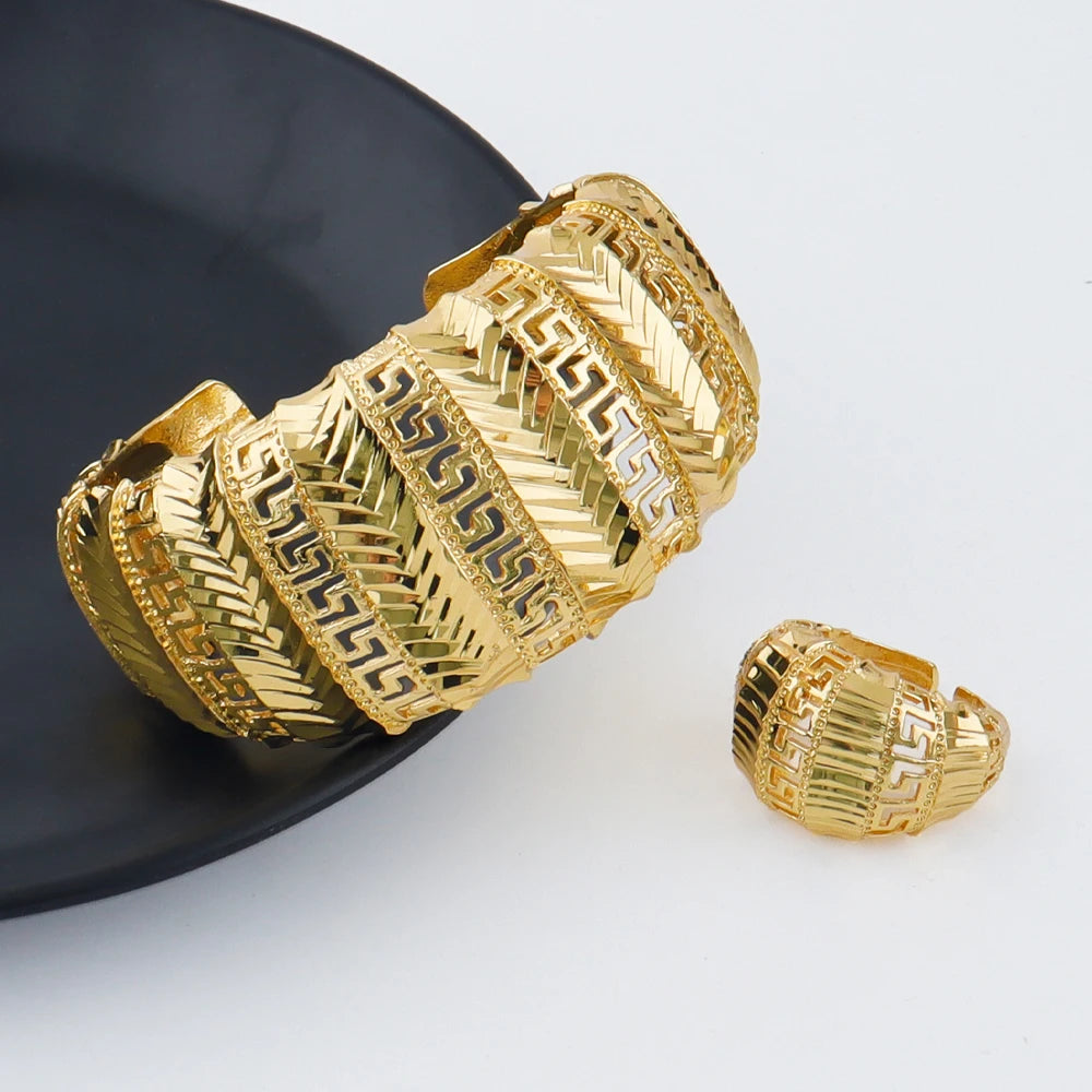 Dubai Gold Plated Earrings Jewelry Set Women's Large Pendant Necklace Indian 18K Bracelet Ring Wedding Party Luxury Jewelry