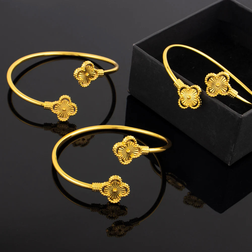 New Design Classic Luxury Stainless Steel Clover Bracelets Ring Elegant Temperament For Woman Jewelry Daily Wear Festival Gifts