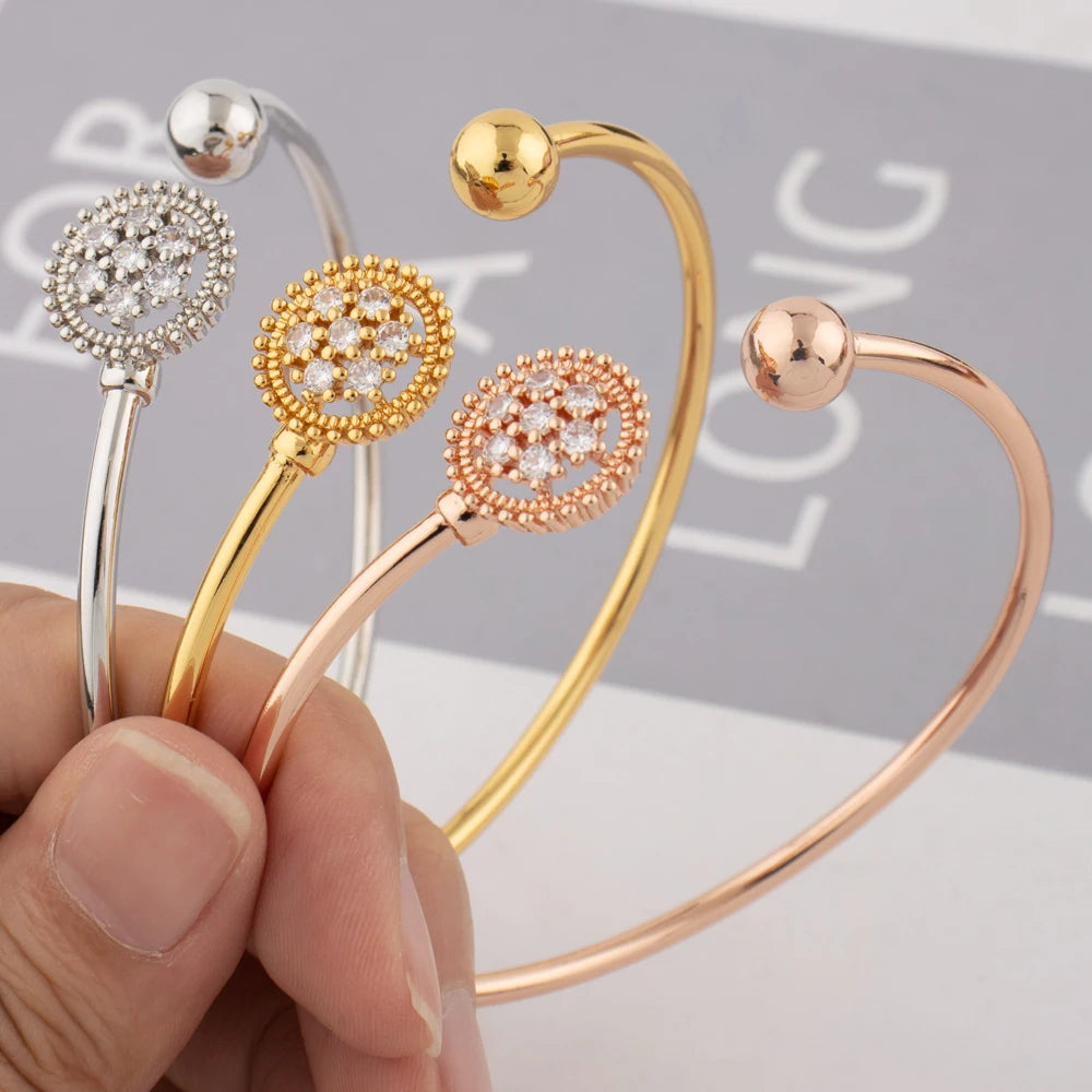 Italian Zircon Flower Bracelet, Adjustable Bangle for Women, Romantic Wedding Party Gift, Chic Accessories for Jew