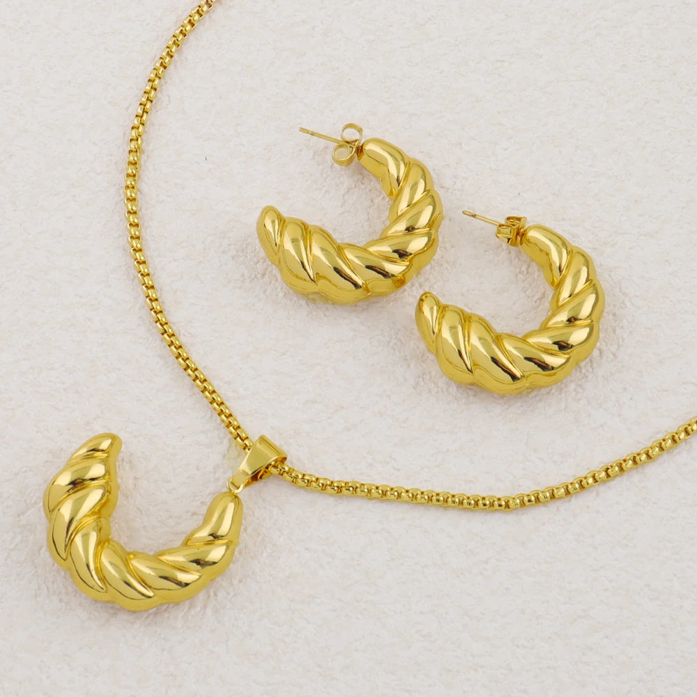 French Gold Plated Weaving Women's Jewelry Set Classic Necklace Earrings Charm Bracelet for Daily Wear Date Party Wedding Gift