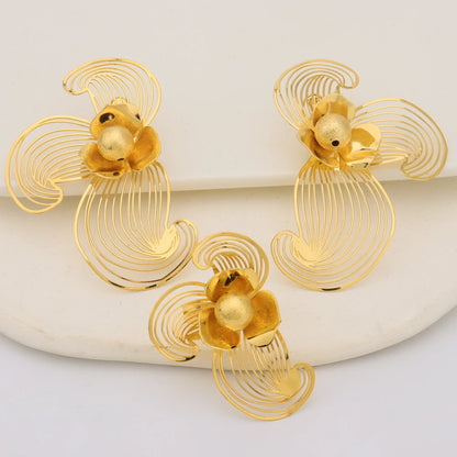 18K Gold Plated Vintage Flower Hollow Earrings & Ring Set, France Style Jewelry Gift for Women, Valentine's Day Party Accessorie